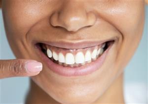 وداعًا لاصفرار الأسنان- إليك أفضل المنتجات لتبييضها في المنزل