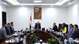رئيس الوزراء يلتقي مسئولي شركة "انطلاق" لدعم ريادة الأعمال والشركات الناشئة