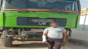 الداخلية تكشف ملابسات اصطدام سيارتين بالتجمع الأول