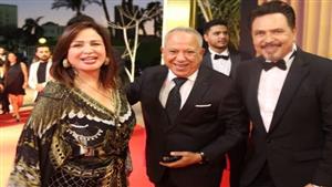 إلهام شاهين توجه رسالة لـ محمد محمود بعد تكريمه بـ "القومي للمسرح"