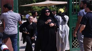 محمد فؤاد ولبلبة وعفاف شعيب.. أبرز حضور جنازة نجل حسن يوسف- صور