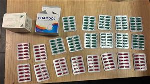 ضبط سجائر "ماريجوانا" وأقراص مخدرة مع راكبين بمطار القاهرة