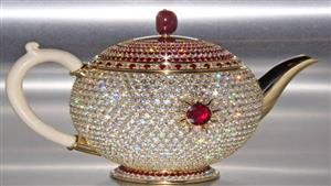 أغلى إبريق شاي في العالم.. سعره يقارب الـ100 مليون جنيه فما السر؟