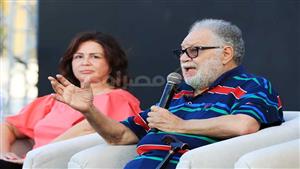 بالصور| يحيى الفخراني يوجه كلمة للصحفيين في مؤتمر 60 سنة دراما