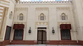بث مباشر.. نقل شعائر صلاة الجمعة من مسجد السيدة نفيسة