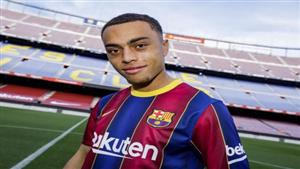 "على سبيل الإعارة".. برشلونة يتخلص من مدافع الفريق لهذا السبب