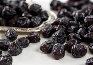 متى يأكل الرضيع البلح الأسود؟