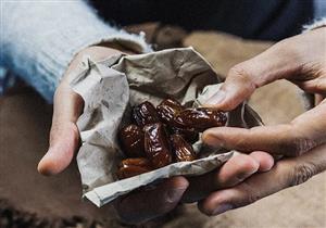 البلح قبل النوم- مفيد أم مضر؟