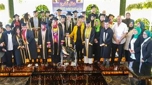 بالتنورة.. حفل تخرج دفعة جديدة من طلاب مدارس التربية الخاصة في بورسعيد - صور