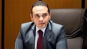 خبير اقتصادي يضع روشتة لانخفاض الدولار