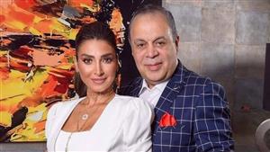 فيديو| روجينا تهنئ زوجها بعد حصوله على جائزة الريادة من "دير جيست"