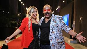 محمد ثروت وزوجته يخطفان الأنظار في مهرجان القاهرة للدراما