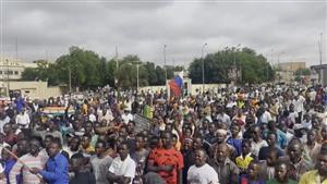 مظاهرات مؤيدة للمجلس العسكري في النيجر وسط تأهب الجيش