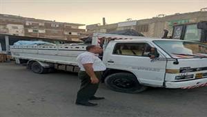 مخلفات دواجن وبلاستيك.. التحفظ على سيارتي نقل في الإسكندرية- صور 