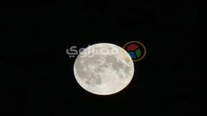 شاهد مباشر.. سماء مصر تتزين بالقمر الأزرق العملاق في ظاهرة نادرة