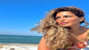 منة فضالي تنشر صورا جريئة أمام البحر بتركيا وتغلق التعليقات 