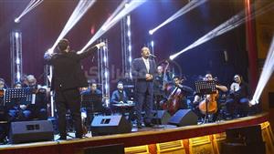 بكاء علي الحجار بالمؤتمر الصحفي لحفل  "مئوية فنان الشعب" 