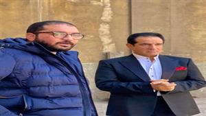 بأغنية "ابن أبويا".. نجل محمد ثروت يفاجئه في جدة والجمهور يبكي 