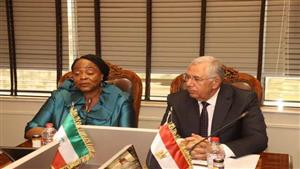 مصر أرض الخير.. تفاصيل لقاء القصير رئيسةَ "شيوخ" غينيا الاستوائية بالعاصمة الإدارية -صور