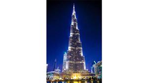 إضاءة برج خليفة بألوان العلم الليبي تضامنًا مع ضحايا العاصفة دانيال (فيديو)