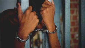 طعنة في الصدر أنهت خلافات صداقة.. طالب قتل راعي أغنام بالبحر الأحمر