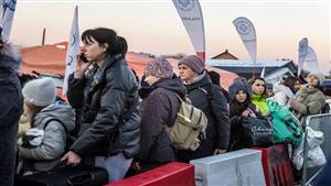 بولندا تهدد بوقف الدعم المالي عن مليون لاجئ أوكراني 