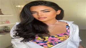 بـ "غطاء رأس".. أسماء جلال تتألق بالأسود في رابع أيام مهرجان الجونة السينمائي