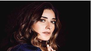 أمينة خليل تنضم لفريق فيلم "أنف وثلاث عيون"