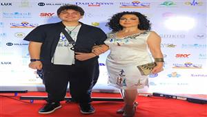 سلاف فواخرجي بفستان "فرعوني" في حفل ختام مهرجان الغردقة لسينما الشباب