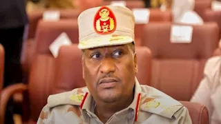 دبلوماسيون: الاتحاد الأوروبي سيفرض عقوبات على نائب قائد الدعم السريع