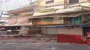 لخطورتها الداهمة.. إزالة شرفات آيلة للسقوط بعقار في الإسكندرية - صور 