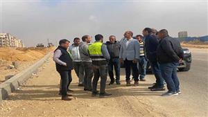جهاز مدينة القاهرة الجديدة يزيل مخالفات بناء في مهدها بعدة مناطق