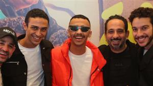 نور النبوي مع طارق الجنايني وكزبرة من عرض "الحريفة" في السعودية