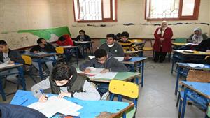 ما جمع كلمة "خيال"؟.. امتحان "العربي" للشهادة الإعدادية يثير حيرة الطلاب