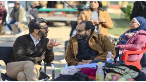 رمضان 2024.. 9 صور لـ خالد النبوي وفريق "امبراطورية ميم" في الكواليس