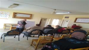 600 مستفيد من برنامج "المصريون يتعلمون" لمحو أمية وتعليم الكبار- صور