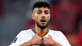 على خطى سام مرسى.. نصير مزاروي يرفض ارتداء شارة المثليين