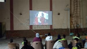 غياب لاعب يعوضه الرجال.. آراء مشجعي المنتخب بالسويس في تشكيل المنتخب وتوقعات بالفوز... بث مباشر