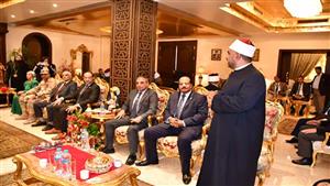 محافظ جنوب سيناء يزور كاتدرائية السمائيين بشرم الشيخ للتهنئة بعيد الميلاد