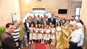 بالصور.. نائب سفير إندونيسيا يزور الدقهلية ويشاهد عرض للفلكلور الشعبي 