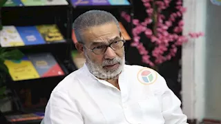 "تمثيلية سخيفة".. مدحت العدل يعلق على عرض الشباب السعودي لزيزو