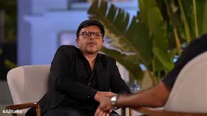 "معايا المشوار كله".. كيف تحدث محمد هنيدي عن زوجته؟