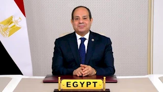 مصدر فخر.. الرئيس السيسي يهنئ منتخب السلاح بعد تتويجه بذهبية كأس العالم