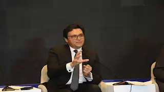 وزير الثقافة يعلن تخصيص 18 مارس سنوياً "يومًا مصرياً للفن الشعبي" 