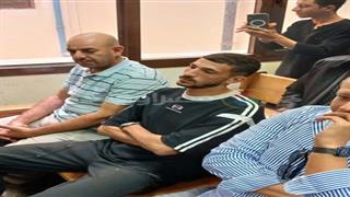 وصول أحمد فتوح لمرسى مطروح لحضور جلسة محاكمته 