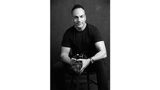  المصور المصري أسامة العليمي يتوّج بجائزة الشيخ منصور بن زايد للجواد العربي