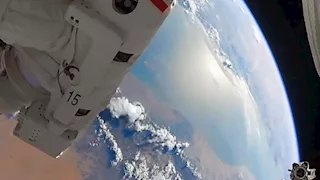 بلا جاذبية.. كيف يعيش رواد الفضاء حياتهم اليومية؟