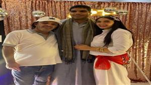 "جلابية وحزام رقص".. 40 صورة من حنة مريم ابنة الفنان علاء مرسي 