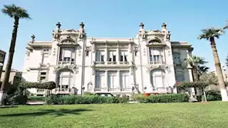 فريق الذكاء الاصطناعي بعين شمس يحصد جائزة أفضل مشروع على مستوى الجامعات 