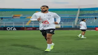 نبيل عماد دونجا يحتفل بعيد ميلاد والدته